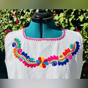 Vintage Floral Embroidered Sleeveless Top